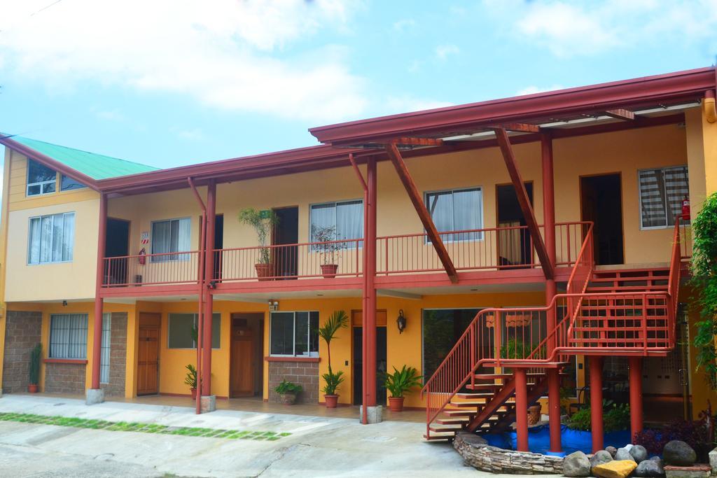Hotel La Villa Quesada  Buitenkant foto