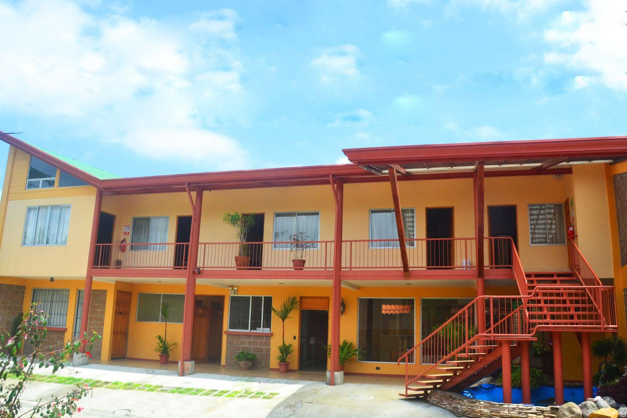 Hotel La Villa Quesada  Buitenkant foto