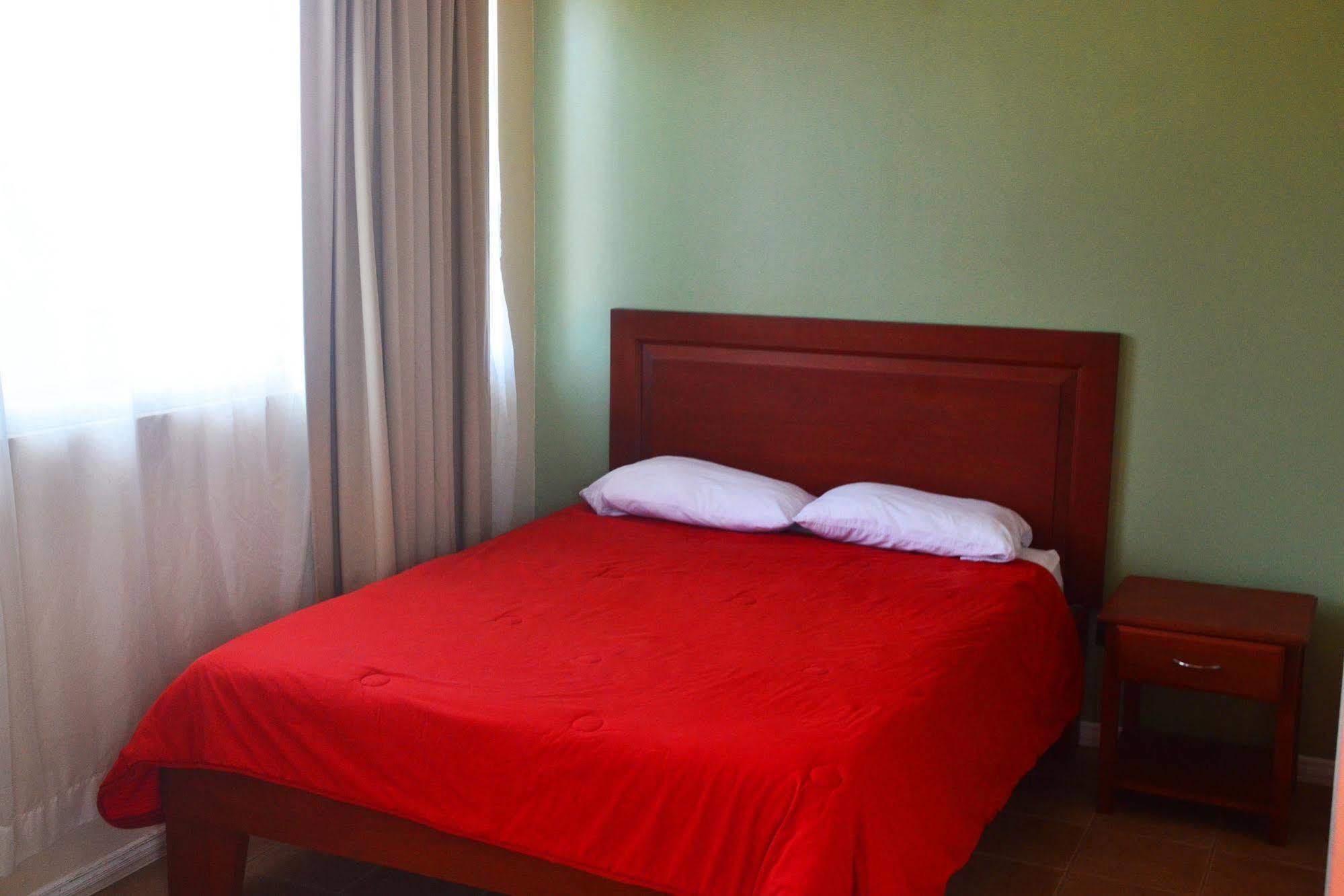 Hotel La Villa Quesada  Buitenkant foto